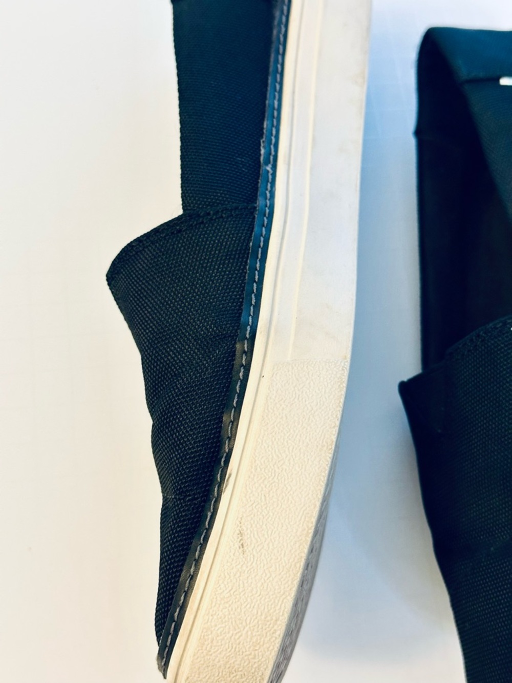 TOMS Black Slip Ons Size 8 Wide | Comfy Minimal Everyday Shoe - Picture 5 of 11